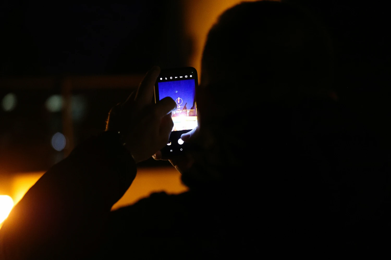 Should You Use the Zoom Function on Your Phone?